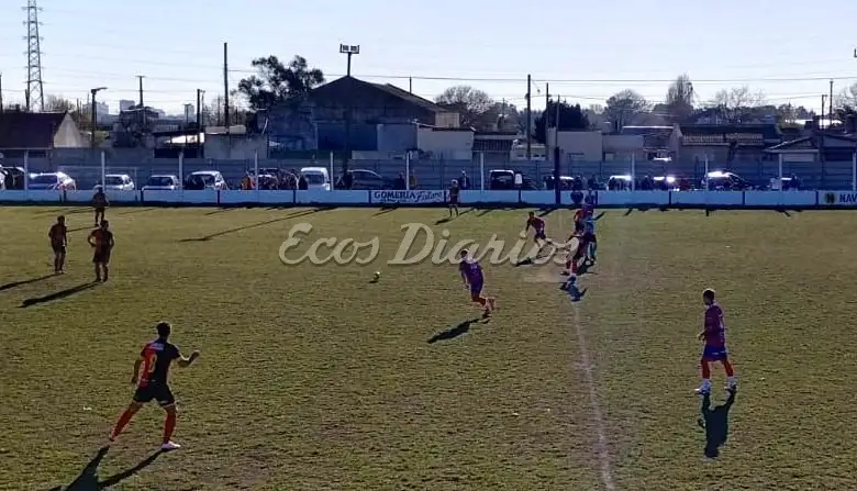 Defensores recibe en Puerto Quequén a Nicanor Olivera