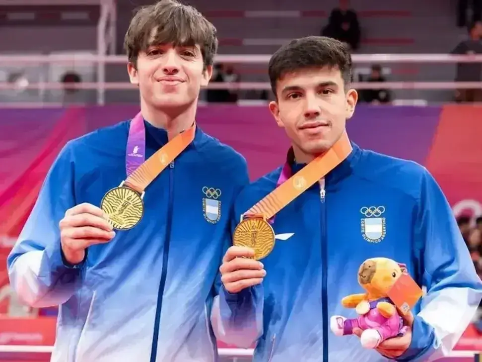 Horacio Cifuentes y Santiago Lorenzo ganaron el oro en dobles y Cifuentes se impuso en el duelo argentino en singles para sumar otra dorada. Foto:Juegos Suramericanos