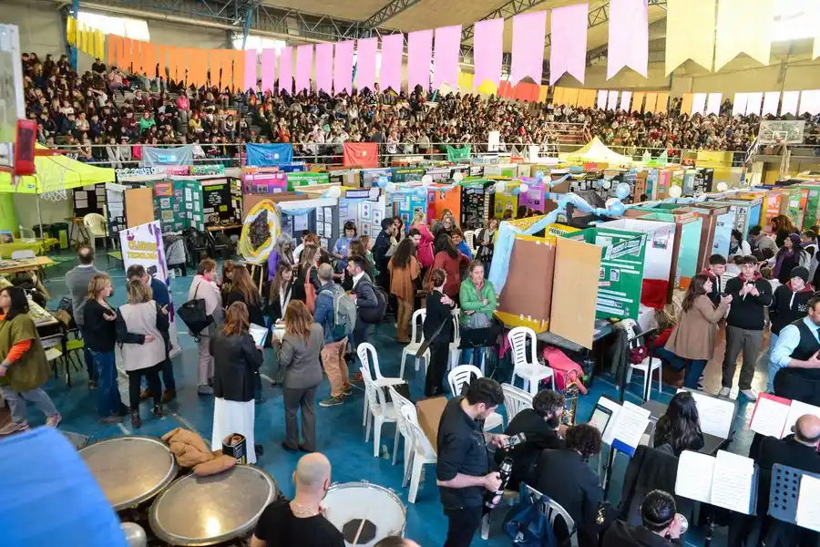 Chascomús fue sede de la Feria Regional de Educación, Arte, Ciencia y Tecnología