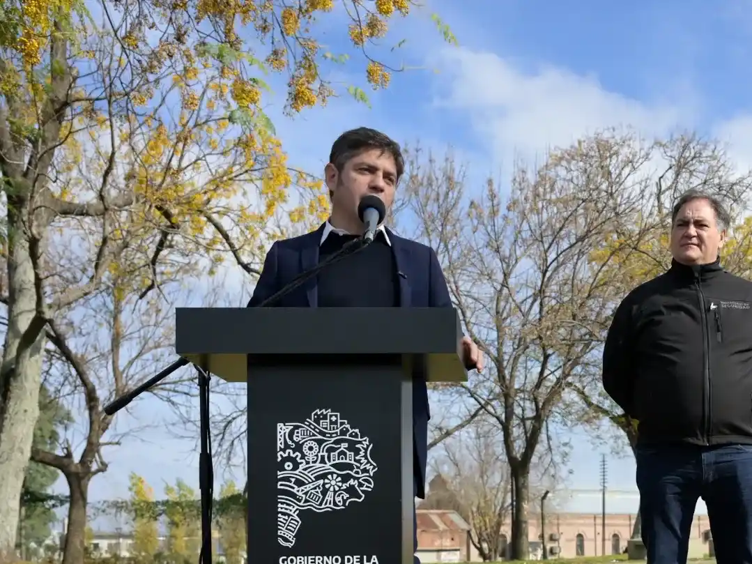 "Si fuera peronista, estaría preso": Kicillof sobre el caso Adorni