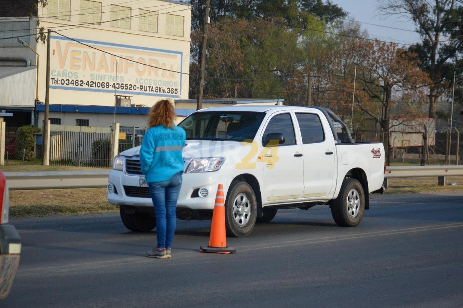 Realizan controles sobre ruta 8 para auditar transportes de sustancias alimenticias  