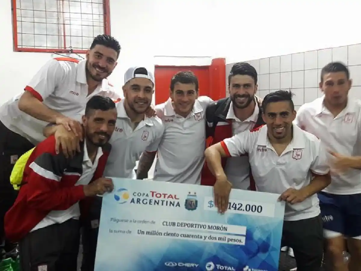 Poletto de fiesta con Morón 