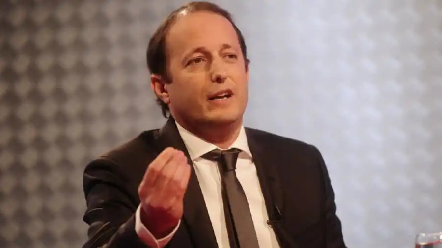 Insaurralde contra Macri: La devolución del 40% a los clubes de barrio "no alcanza"