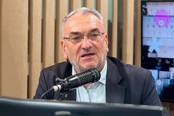 Alcides Calvo: “Es un orgullo representar no solamente como senador provincial, sino también ahora como convencional”