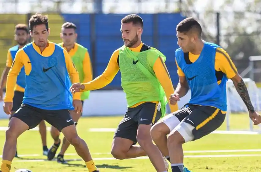 Leo Fernández planea dos cambios