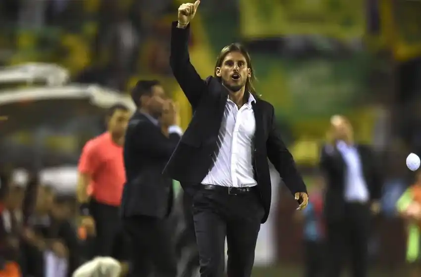 Hay acuerdo: Beccacece será el nuevo entrenador de Racing