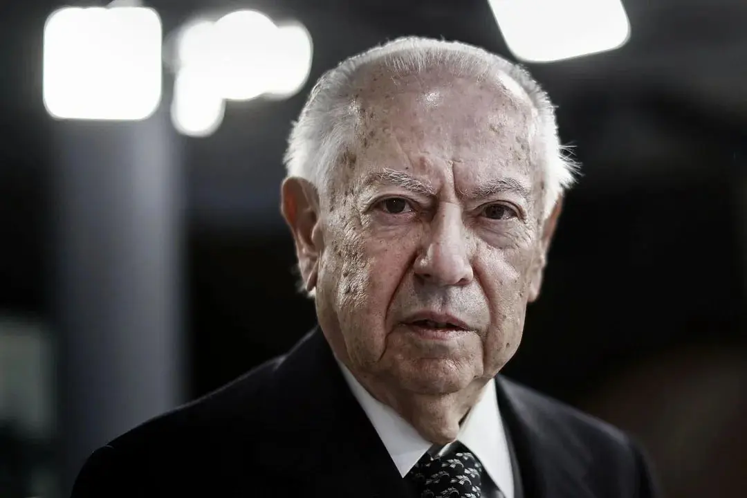 Piden la indagatoria de Carlos Corach por una supuesta coima de US$ 15 millones