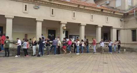 Elecciones 2019: demoras en la escuela Normal, la que tiene mayor cantidad de votantes