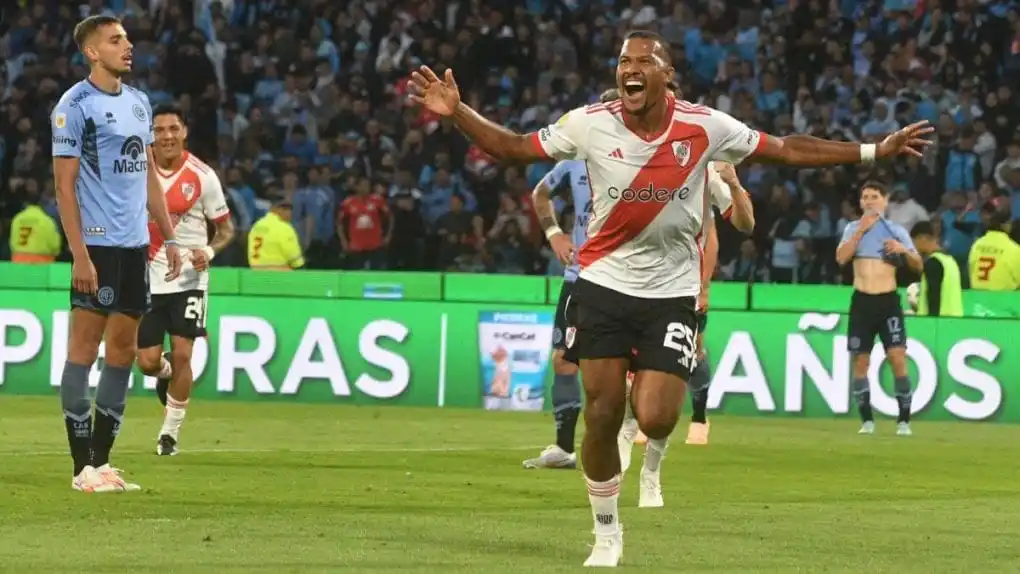 Sobre la hora, River le ganó a Belgrano y se metió en semifinales