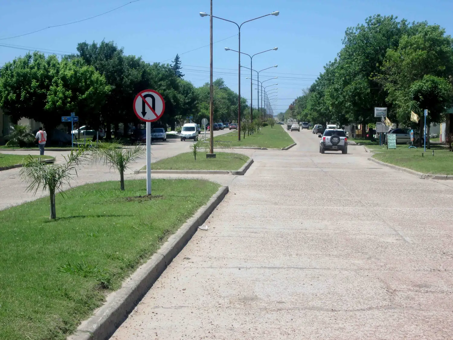 Fortalecen señalización en boulevares y rotondas