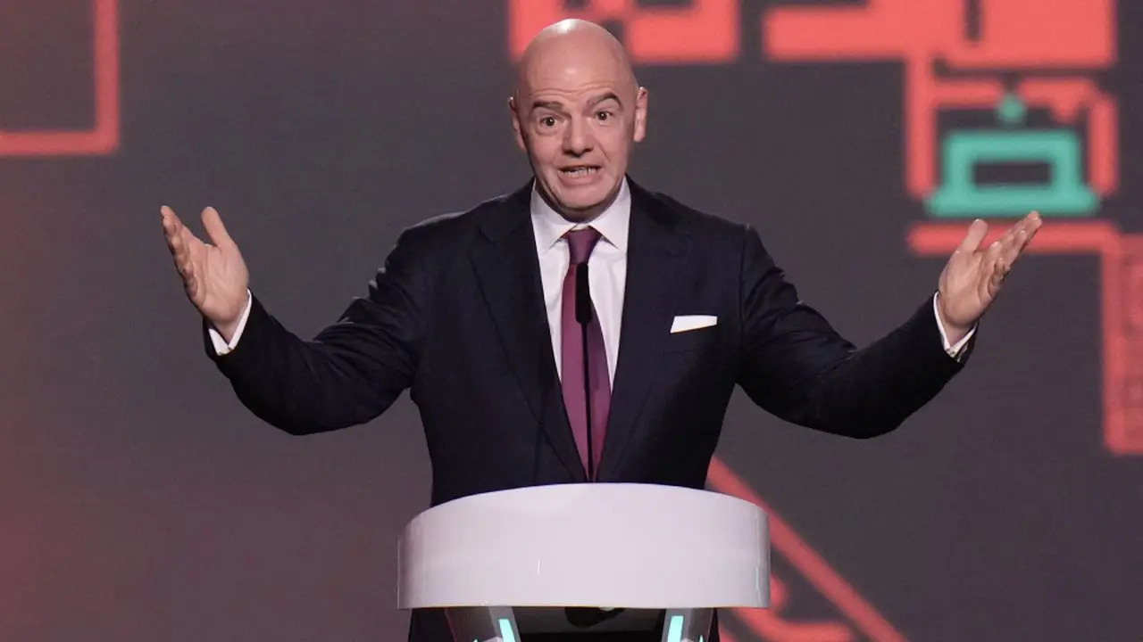 Presidente de la Fifa no quiere saber del Mundial Femenino