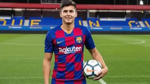 Hizo inferiores en Boca, fue valuado en 60 millones de euros y ahora puede ser refuerzo de River