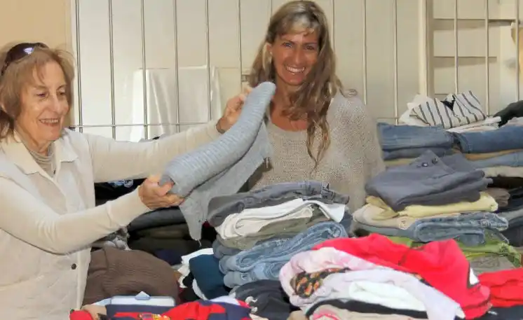 Feria de ropa a beneficio del hospital