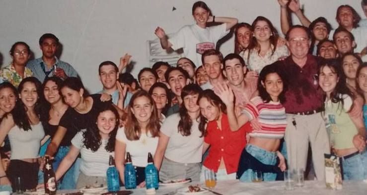 ==Promoción `96- Esc. Comercio-