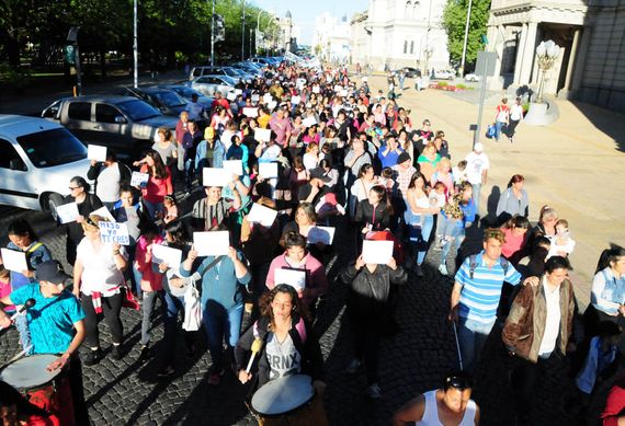 Se realizó una nueva marcha por  el presunto abuso del Jardín 901