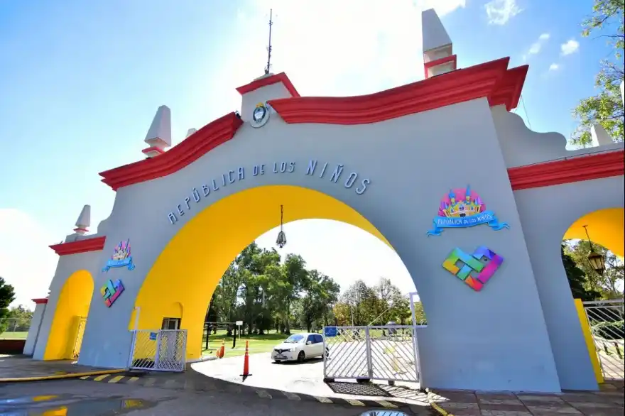 La Plata: Comienza el carnaval en la República de los niños al ritmo de la samba