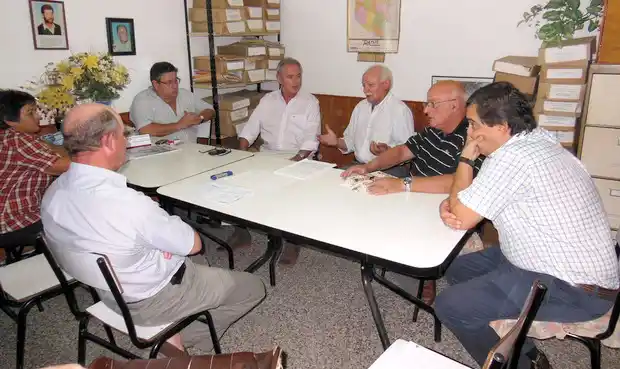 Movilización de cooperativas de agua en rechazo de un proyecto