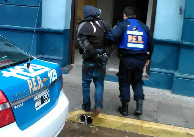 Detuvieron a un arrebatador que arrastró a una mujer embarazada de 7 meses