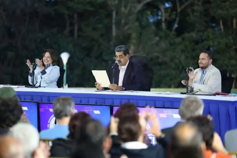 «Toda nuestra SOLIDARIDAD AL PUEBLO DE LOS EE.UU.»: Maduro envía mensaje por el huracán Milton
