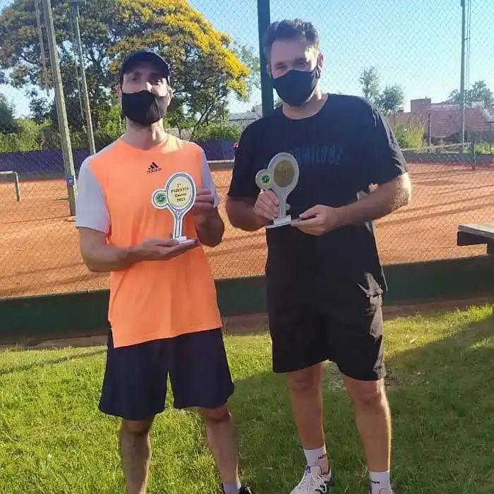 Más de 40 parejas disputaron el Primer Torneo Nocturno del Club Salto Grande