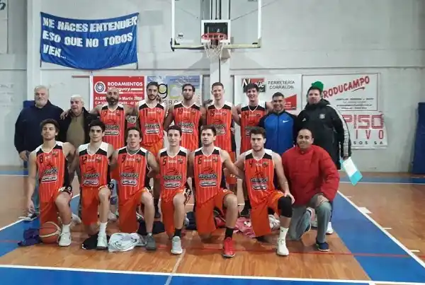 Gualeguaychú va por el pase a la fase final del Provincial de Mayores