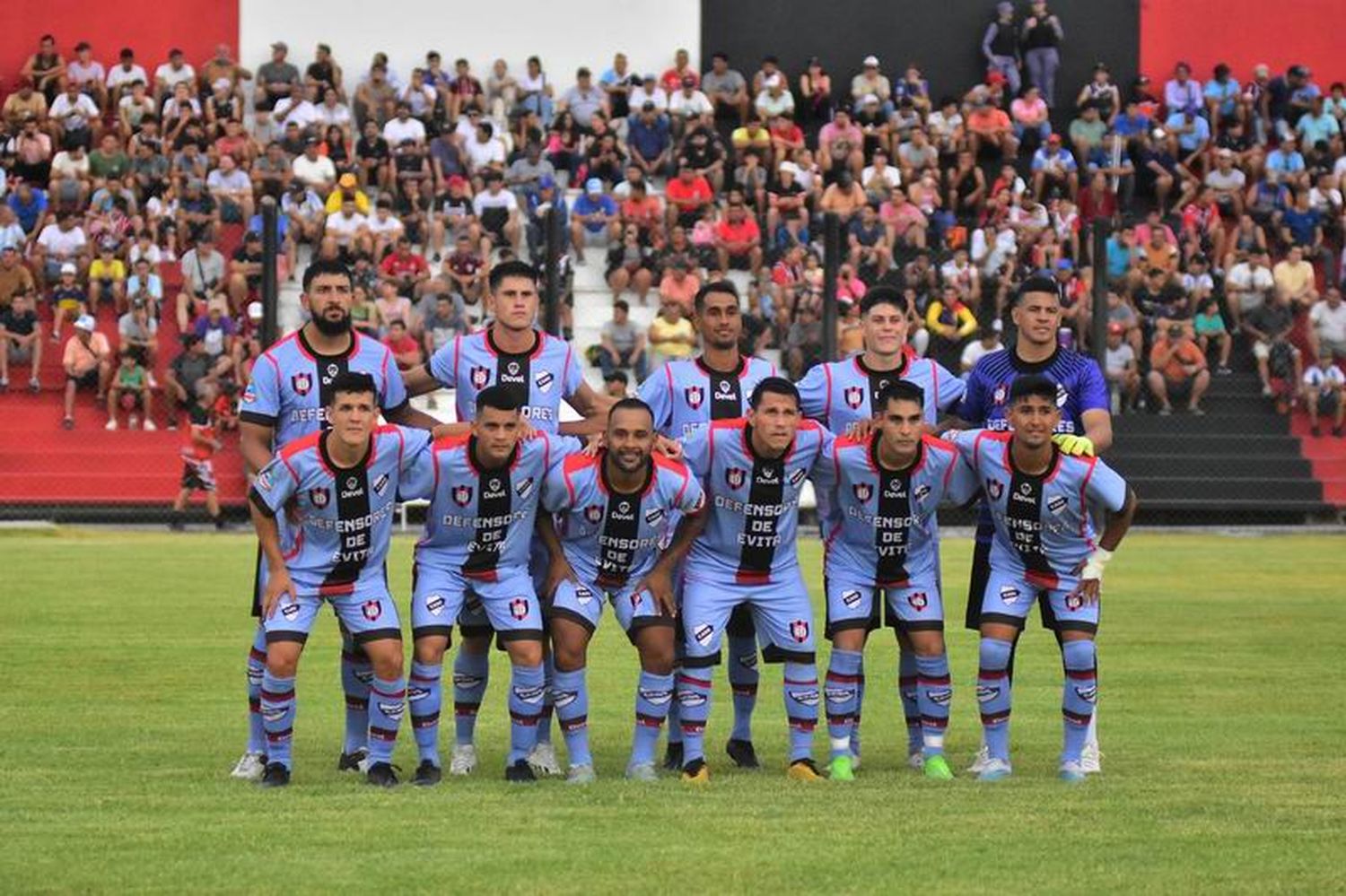 Defensores-Mandiyú se
suspendió por la tormenta