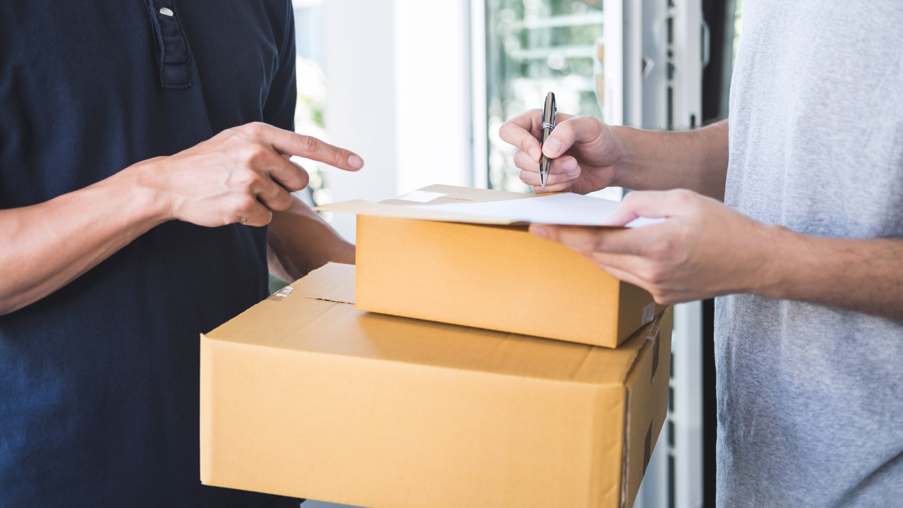 Las compras online al exterior crecieron casi 400% en un año y la industria reclama medidas para competir