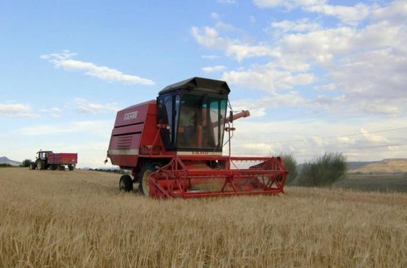 Suspenden exportaciones de harina y aceite de soja y se espera una suba de retenciones