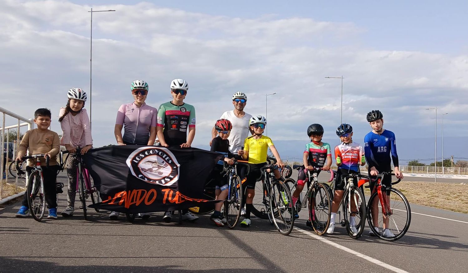 Los Coyotes Cycles volvió a decir presente en el Infanto Nacional de ciclismo.