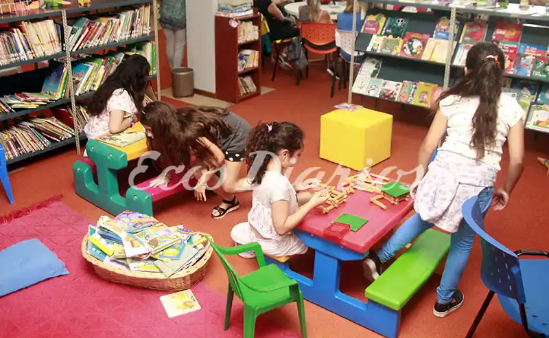 Tres proyectos en la biblioteca “Andrés Ferreyra”