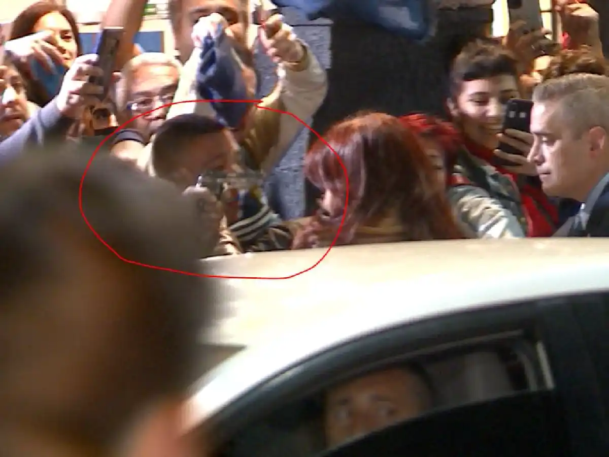 Intentaron atacar a Cristina Kirchner con un arma