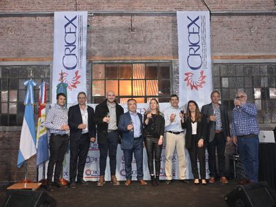 Industriales festejaron su día y avisaron que no bajarán los brazos