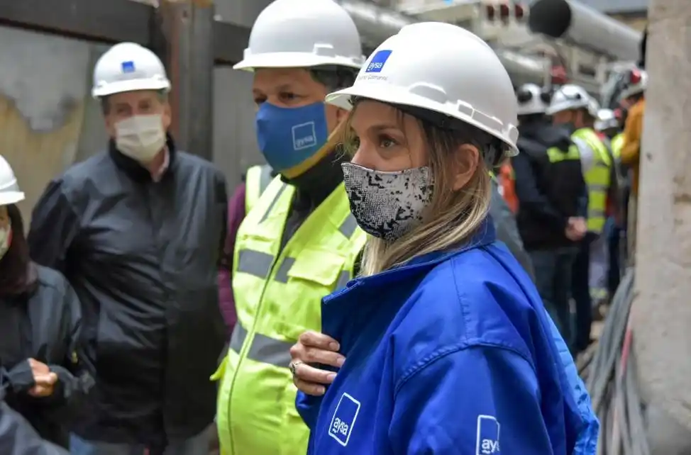 Galmarini recorrió avance de obras del Sistema Agua Sur en Bernal que beneficiarán a 2,5 millones de vecinos