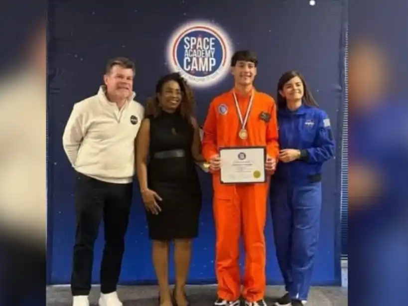 Estudiante de una escuela secundaria de Crespo fue premiado por la NASA
