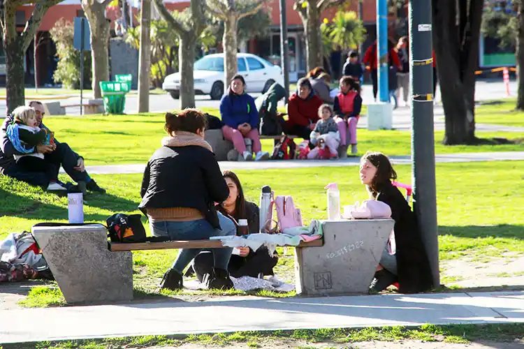 Con una máxima de 19°, finalizaron las vacaciones