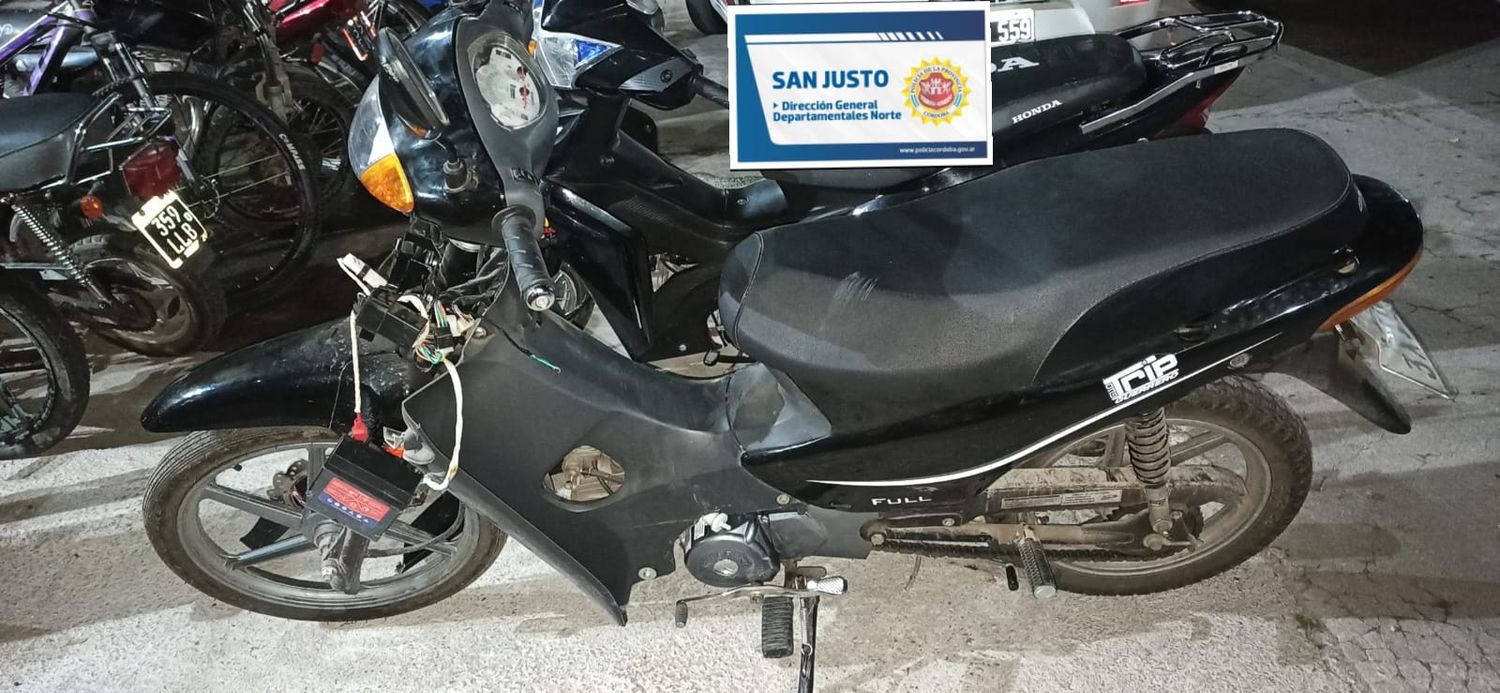 Las motos recuperadas tras el robo.