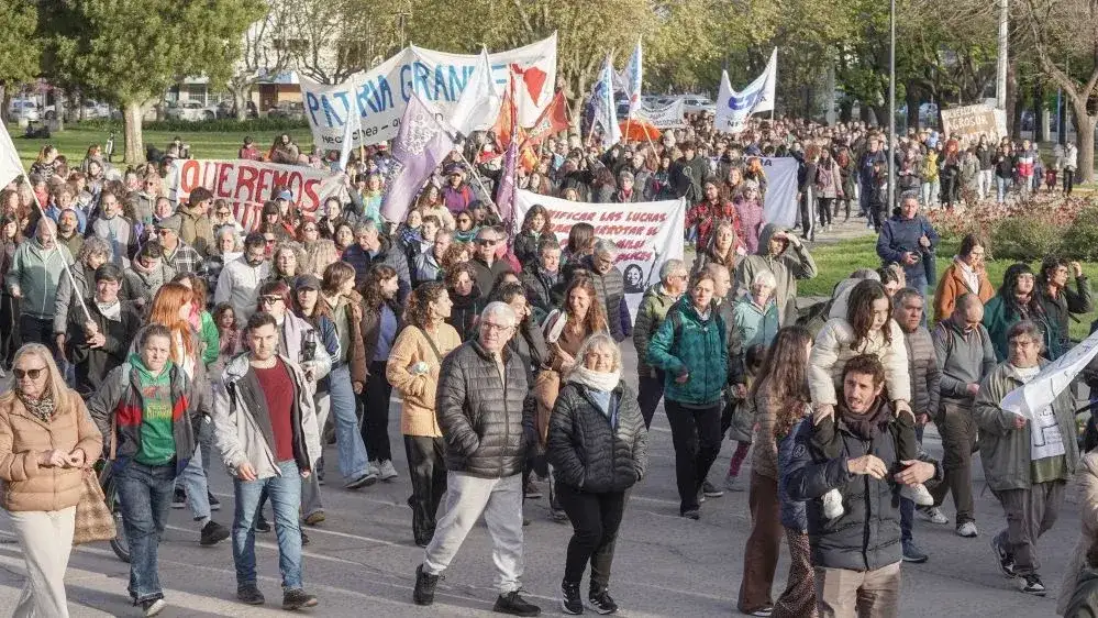 Tuvo una importante convocatoria la Marcha Universitaria en Necochea