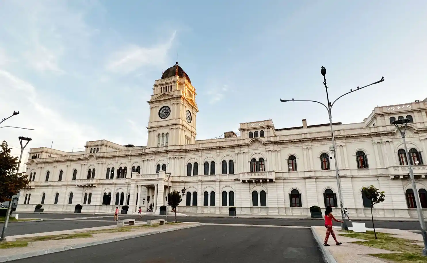 El gobierno provincial convocó a los gremios al diálogo institucional