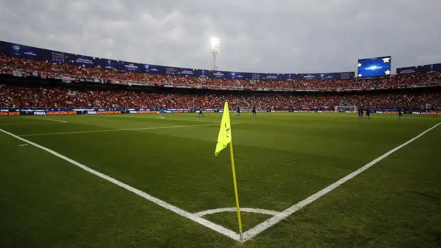Vuelve el público a la canchas de fútbol con un aforo del 30%