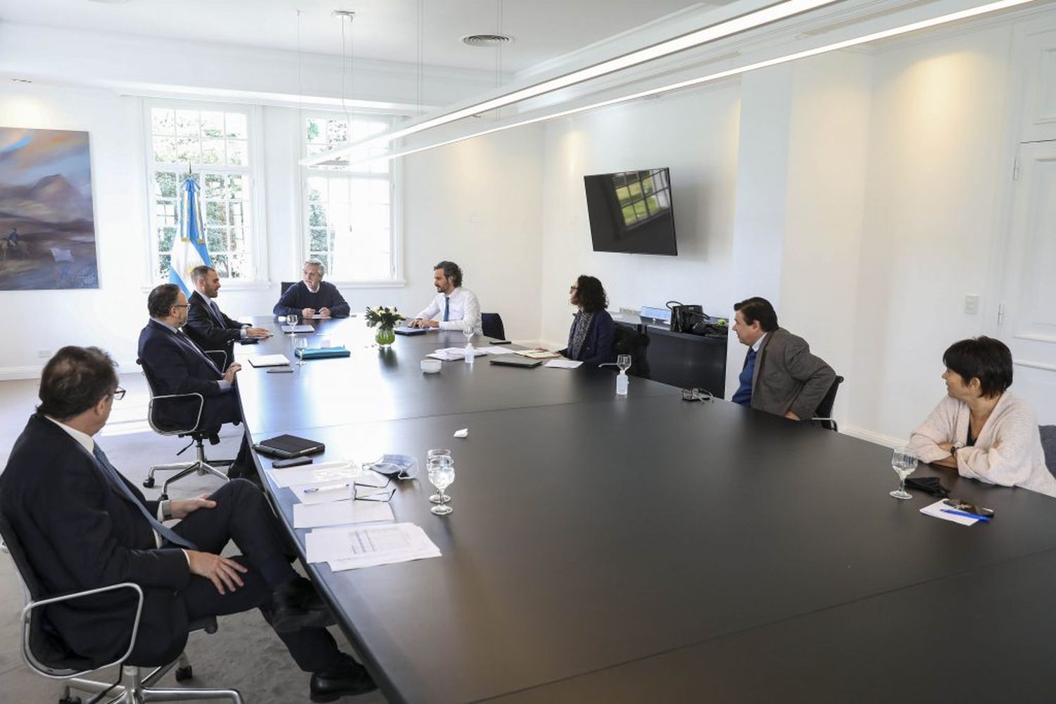 El Gobierno define la moratoria integral y herramientas para los sectores críticos