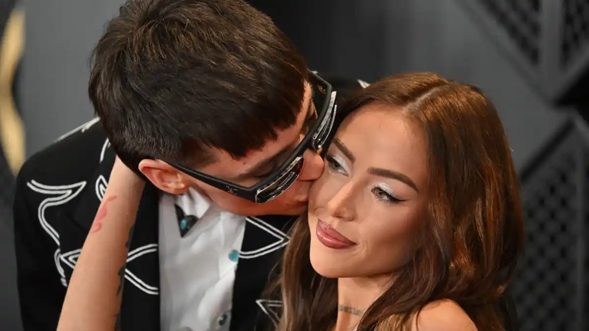 LO MALETEARON POR INFIEL: Nicki Nicole deja a Peso Pluma