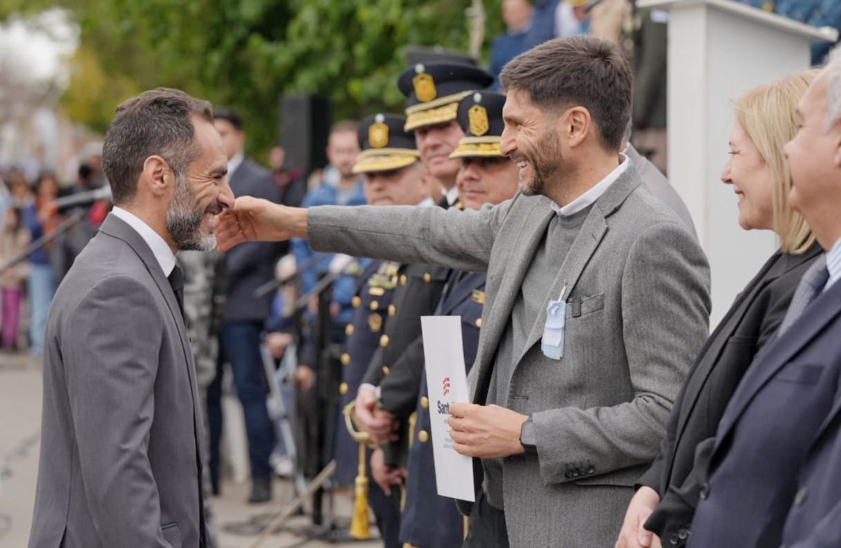 El Gobernador encabezó el acto por el 161° aniversario de la Policía de la Provincia