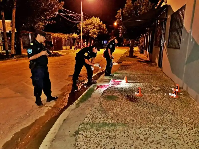 Asesinaron de tres disparos a un joven de 22 años