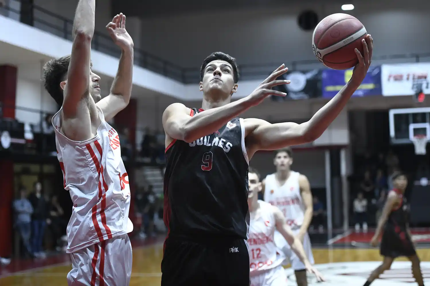 Axel Marino jugó un gran partido (Foto: Prensa Quilmes)