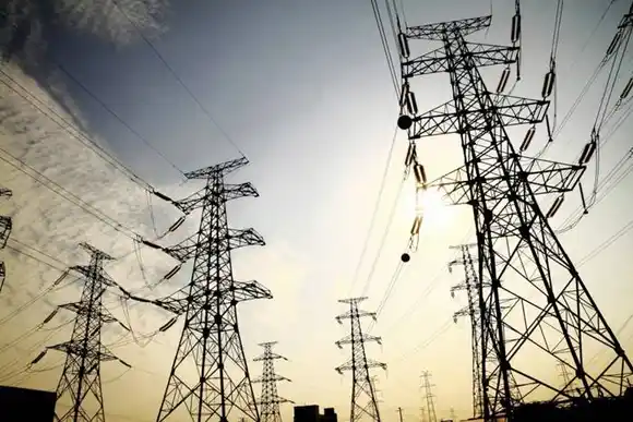 Emilio Apud: �SLas consecuencias de las tarifas congeladas, nos vamos a volver a quedar sin electricidad⬝