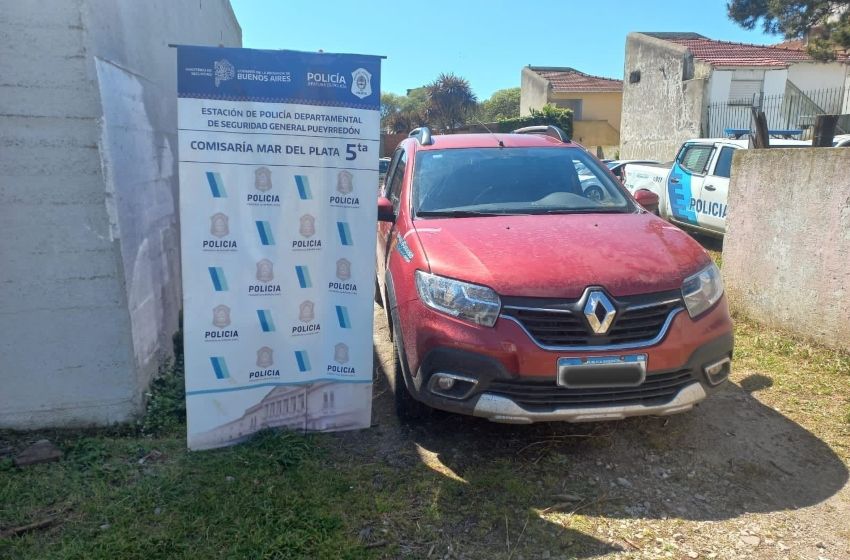 Detienen a joven de 19 años por circular en un auto robado en Buenos Aires