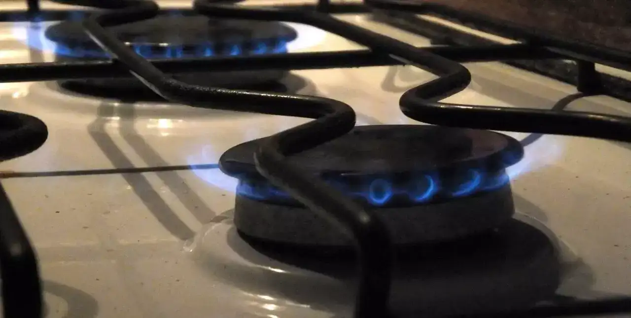 Tarifas: desde junio aumenta promedio un 20% el gas y 17% la luz