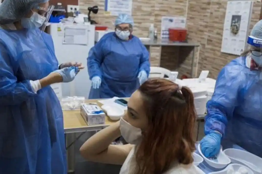 Uruguay aprobó una tercera dosis de la vacuna a personas inmunodeprimidas