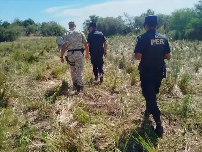 Secuestraron armas y jaulas a cazadores furtivos que operaban en Victoria