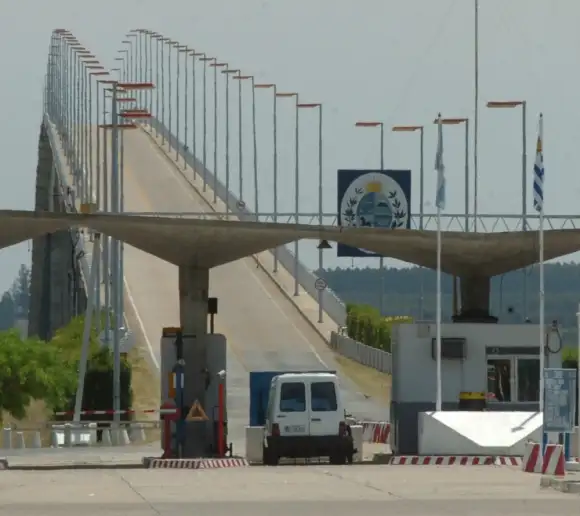 Desde la Aduana de Uruguay sostienen que será "imposible" controlar las fronteras